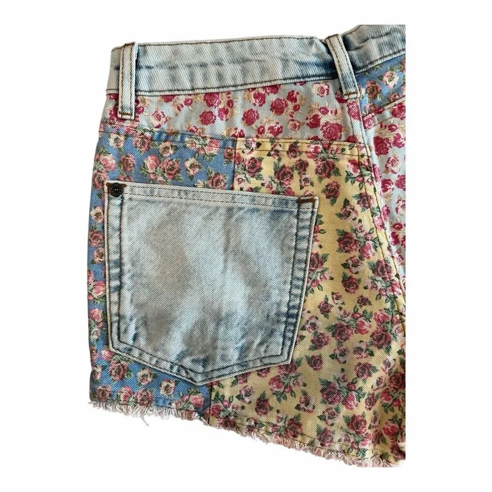 NWOT Farm Rio Anthropologie Women’s 26 HR Patchwork Denim Floral Shorts - Picture 4 of 7